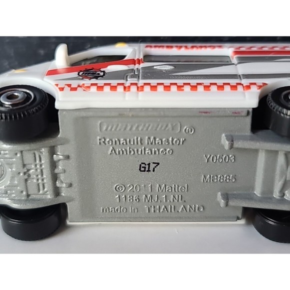 2011 Mattel Ambulance Toy Car - Picture 7 of 10